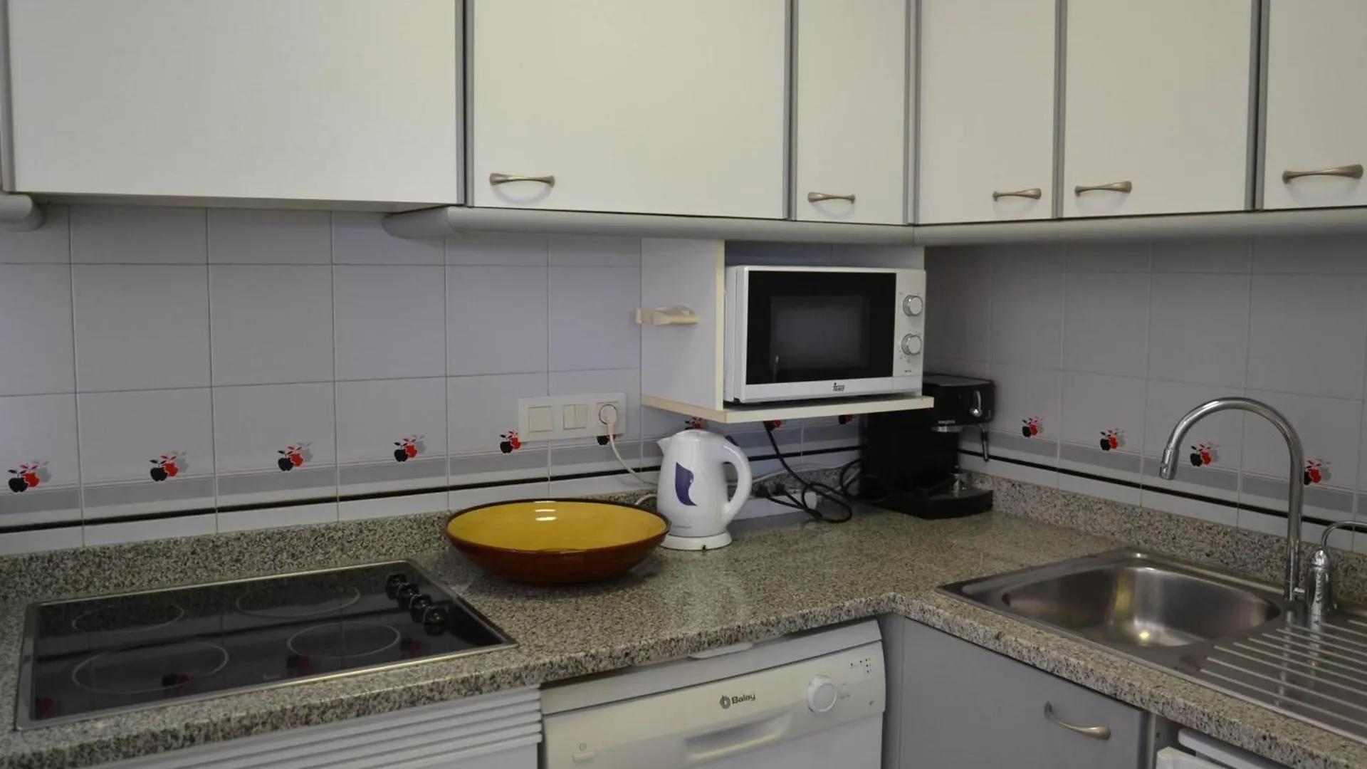 아파트 Apartamento Cerca De La Playa Con Piscina Y Terraza En L'Estartit - Es-323-25
