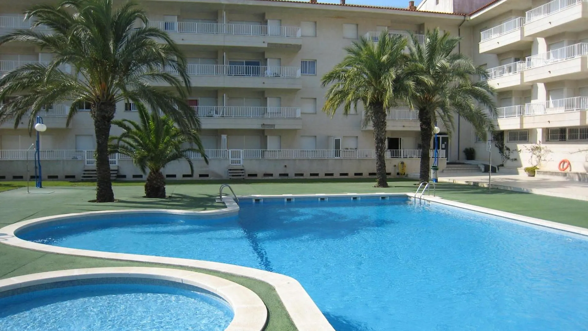 아파트 Apartamento Cerca De La Playa Con Piscina Y Terraza En L'Estartit - Es-323-25